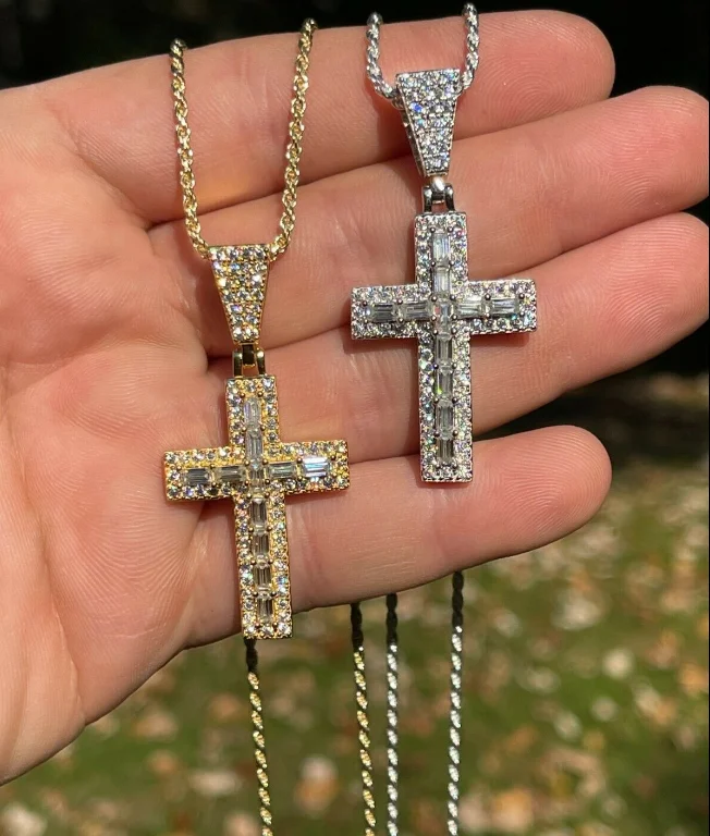 

ANGLANG Fashion Cross Pendants Gold&Silver Color Cubic Zirconia Jesus Cross Pendant Necklace Jewelry for Men/Women Wholesale