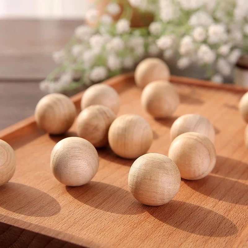 

5Pcs Cedar Wood Moth Balls Moth Insect Camphor Ball Natural Mildew Wardrobe Clothes Drawer Pest Control Bug Repellent Home Tools