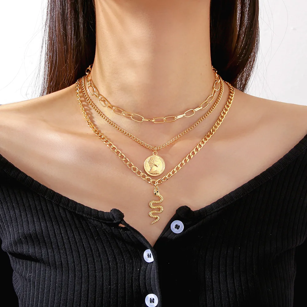 

Gold Punk Multilayer Chain Portrait Snake Pendant Necklace for Women Vintage Geometric Thick Chain Collar Necklace