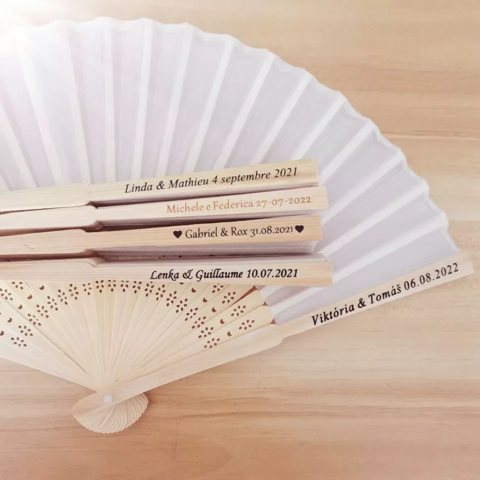 

20/40 pcs/lot Personalized Print Engrave Wedding Favor Silk Fan Customized Name Cloth Hand Fan Wedding Gift
