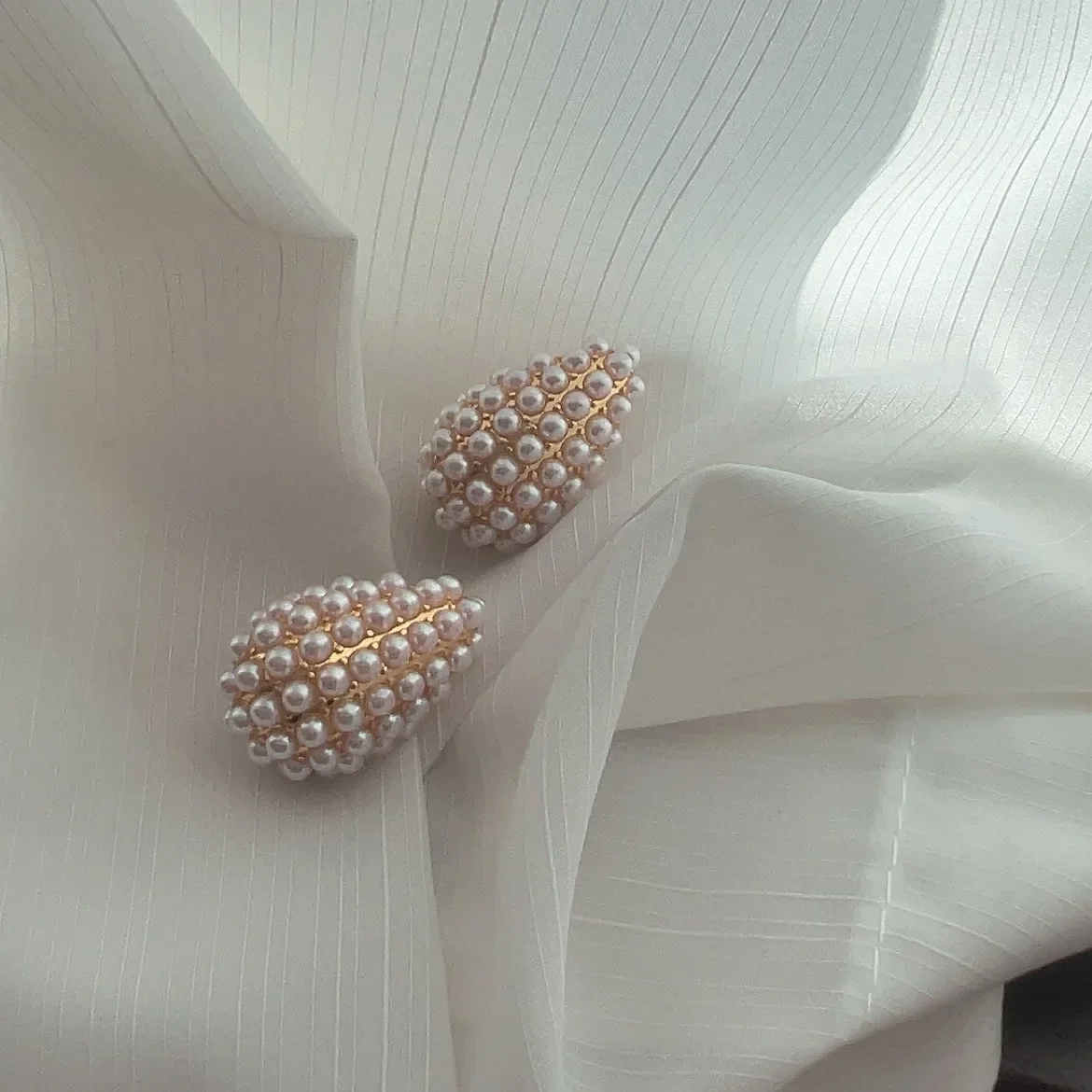 Серьги-подвески из меди с искусственным жемчугом