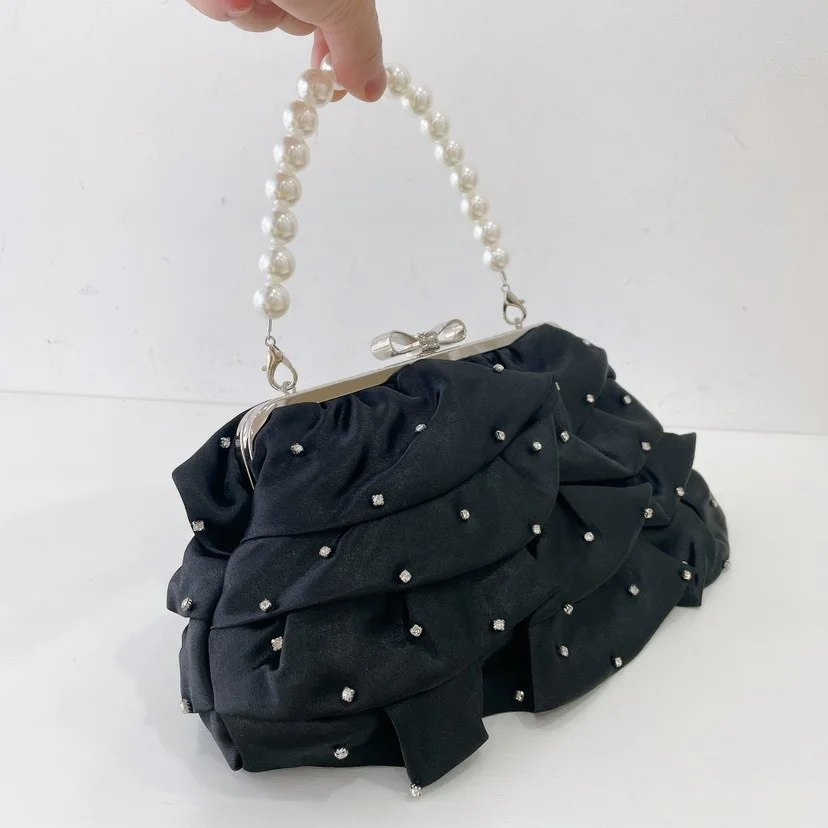 

Black Purse Elegant Clutch With Pearl Portable Luxurious Diamond Handbag Women Party Evening Floral Bags Wedding Purses 2023 New