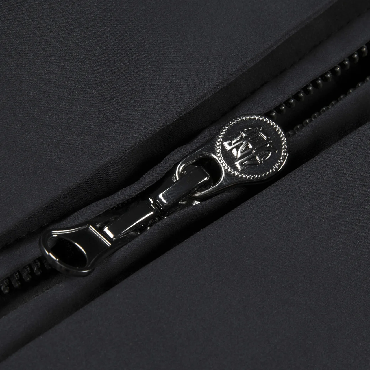 Женская зимняя куртка BOSIDENG