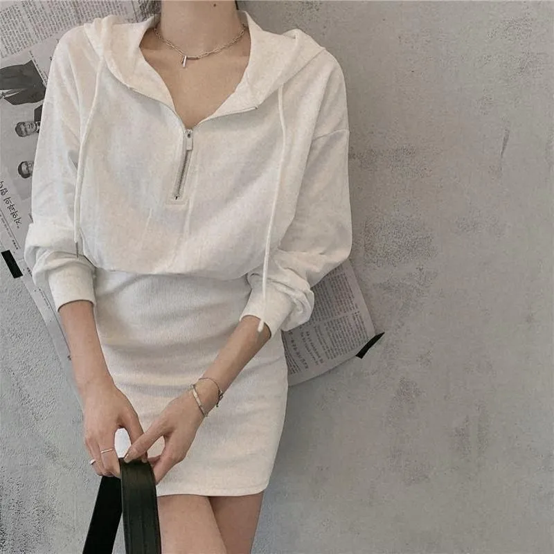 

Пикантное модное мини-платье с V-образным вырезом и длинным рукавом, повседневное однотонное облегающее платье на молнии, элегантное улично...