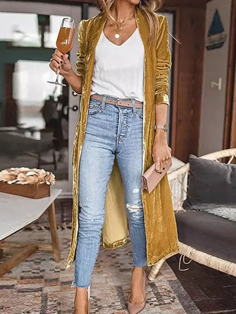 Женская Осенняя куртка с длинным рукавом и карманами однотонная без воротника