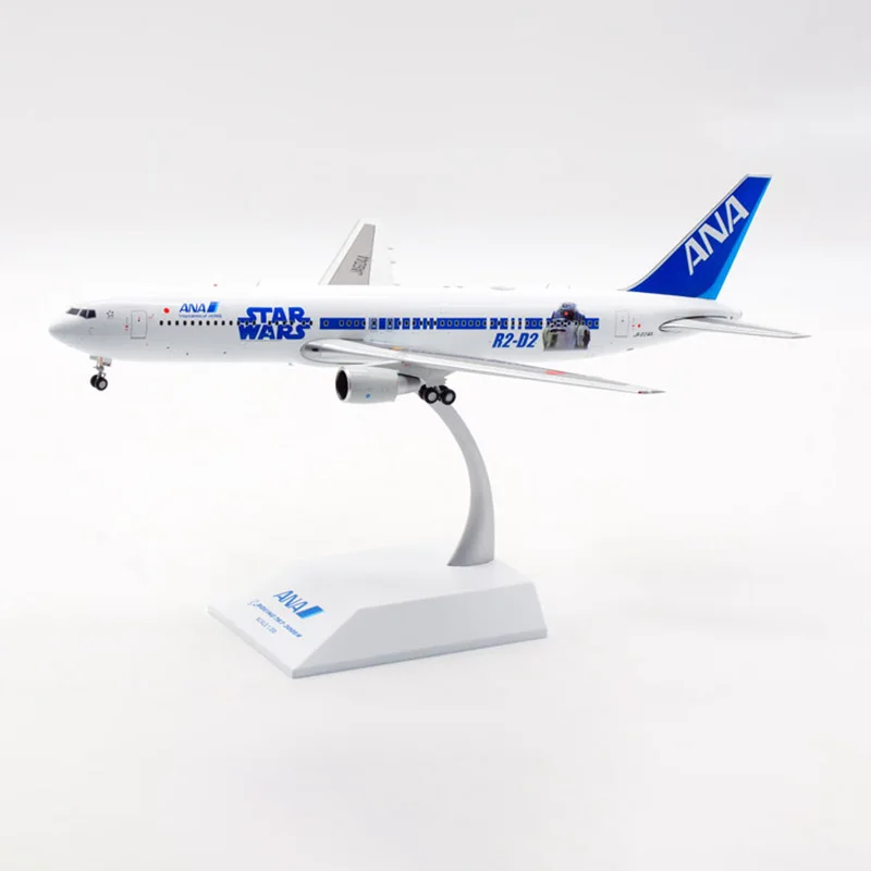 Коллекционная модель пассажирского Джетта из сплава 1/200 масштаб