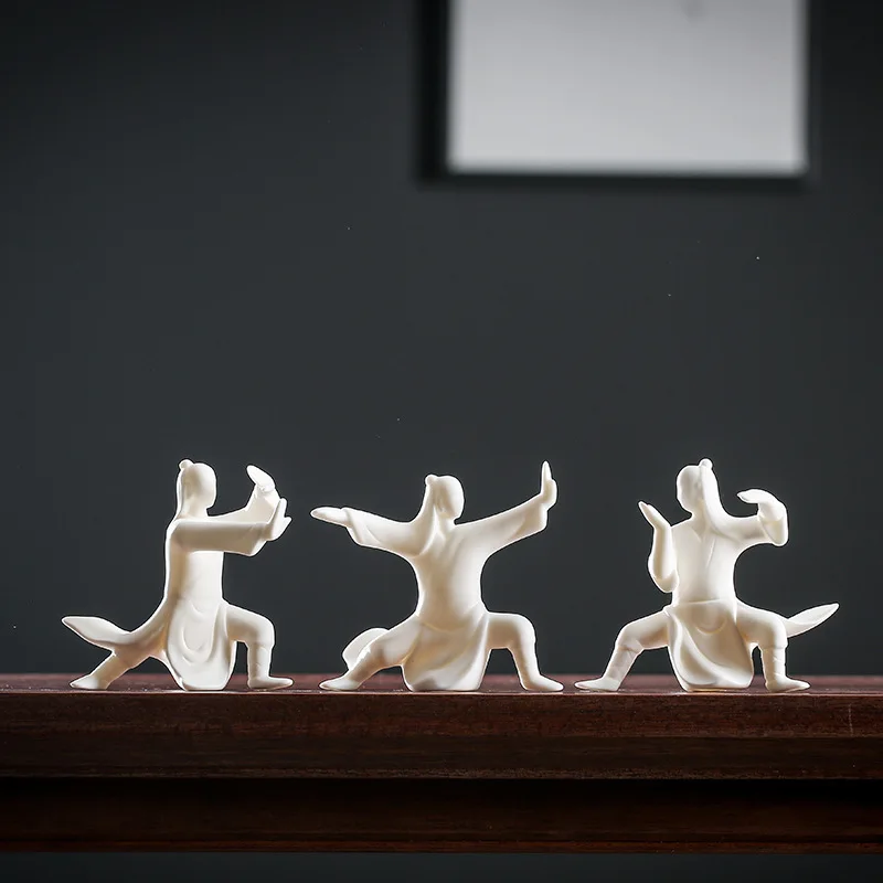 

Креативная керамическая фигурка Тай Чи, настольное украшение, офисный чайный столик, персонализированные украшения, белый фарфор, дзен-орн...