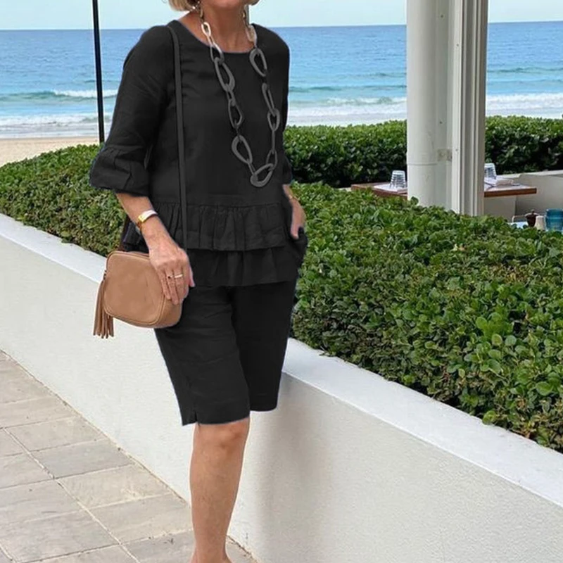 

Топ с круглым вырезом и шорты прямого покроя, повседневный комплект из дышащего хлопка и льна, однотонный комплект в стиле ретро, свободный ...