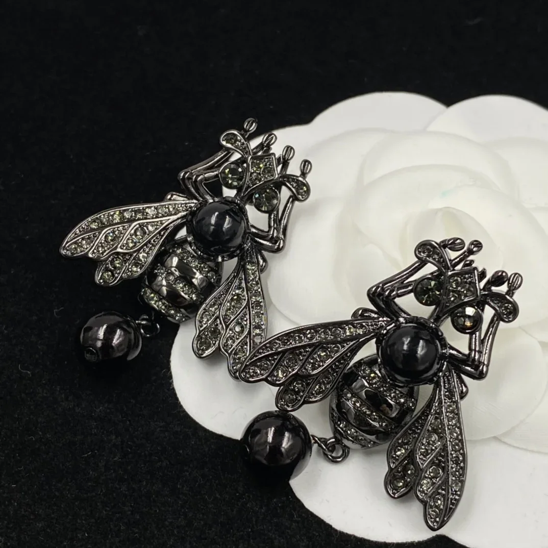 

Новые европейские и американские модные винтажные инкрустированные серьги для женщин ювелирные изделия