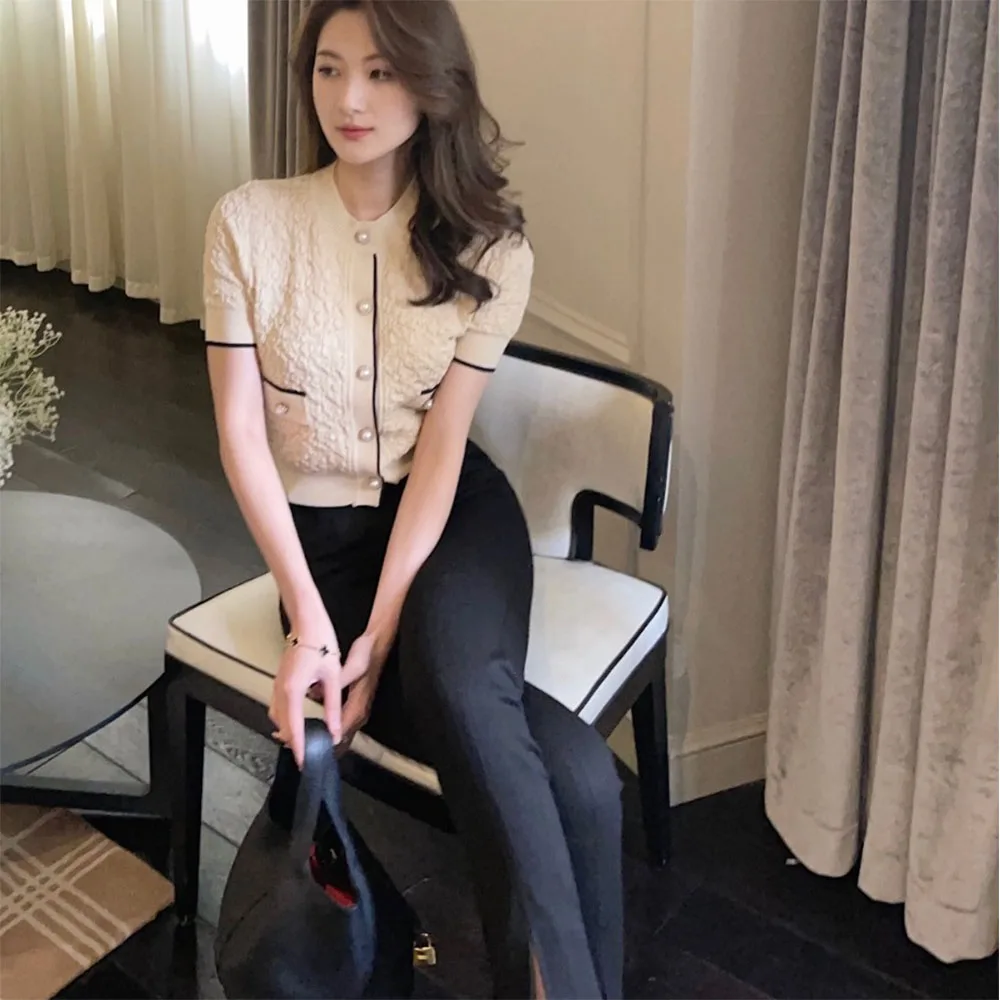 French Style Elegant Ice Silk Knitted Cardigan Summer New Fashion Casual Age Reducing Slim Fit Short Sleeve Top for Women