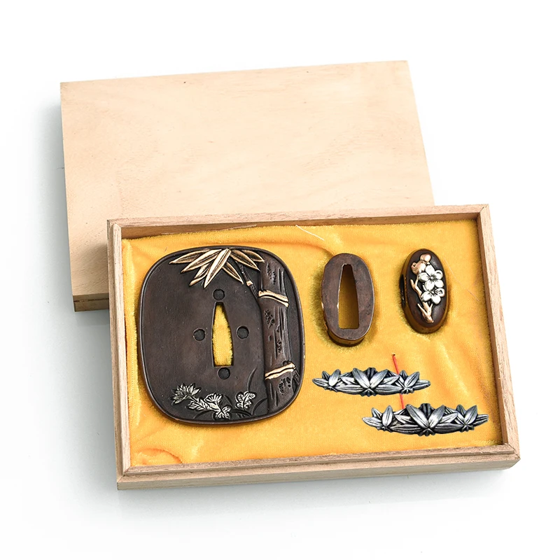 

Аксессуары для металлических фитингов из меча, покрытого медью, золотом, серебром, бамбуком