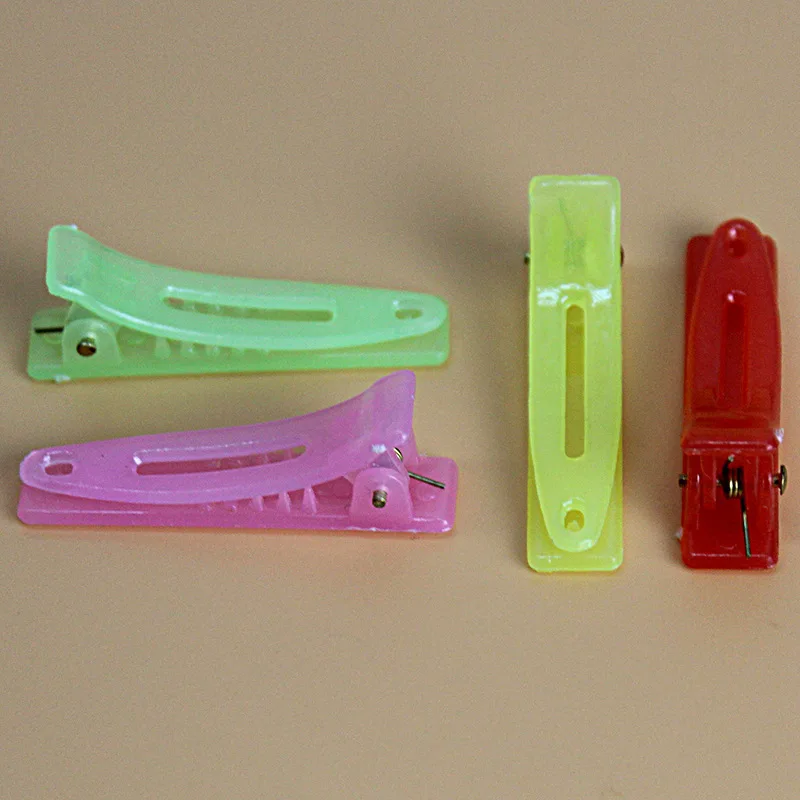 

4 шт. в упаковке. Шпильки для собак. Цветная шпилька