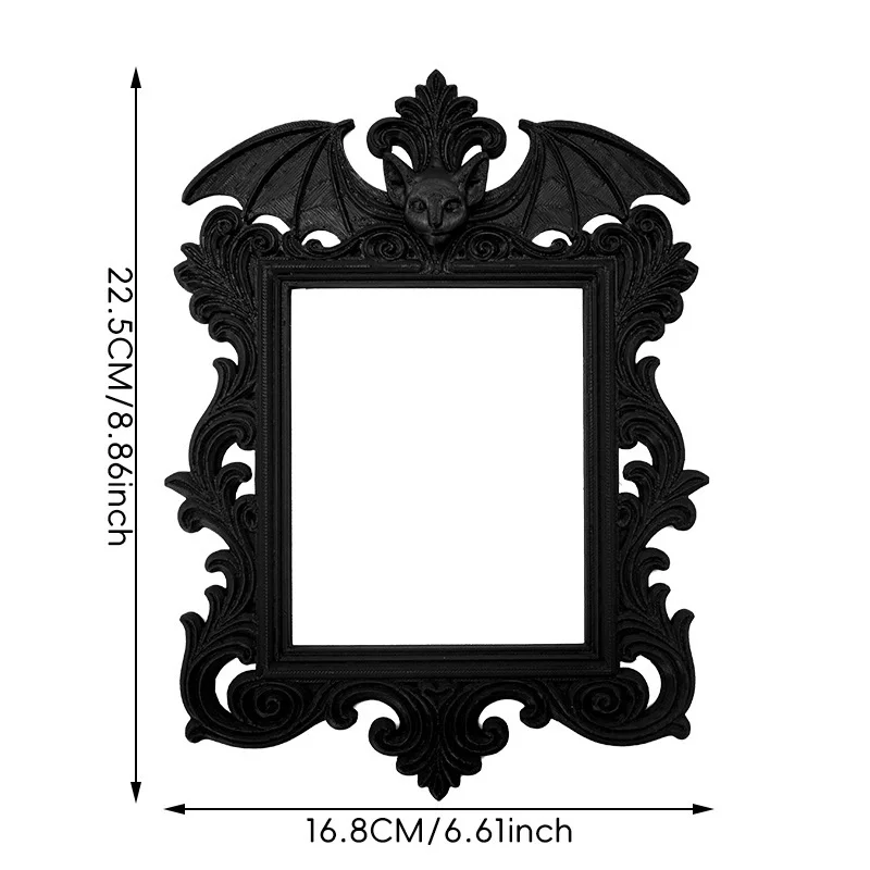 

Декоративная рамка летучая мышь пластик