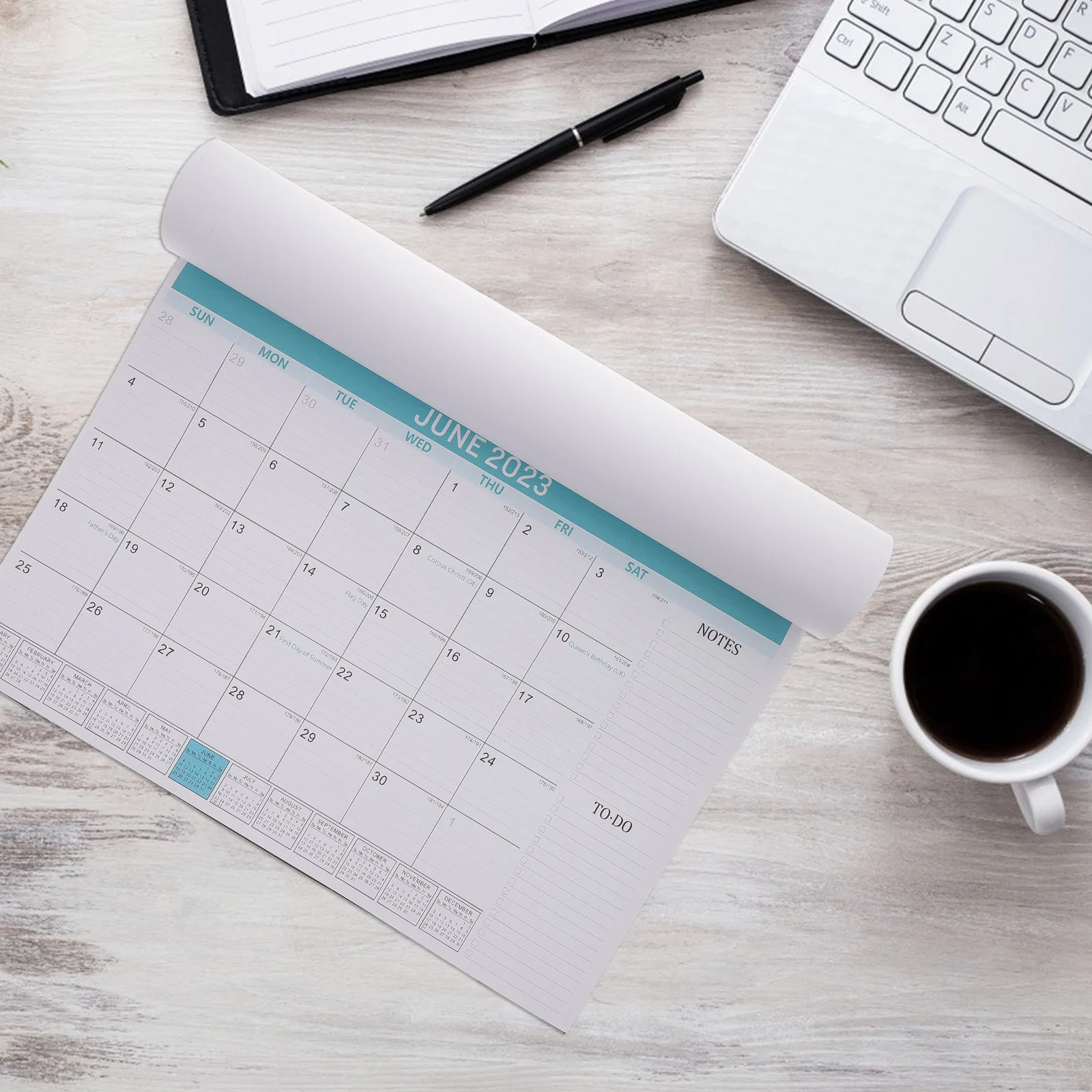 

2022 Schedule Calendar Simple Creative Office Decore Desktop 2023 Hanging Home 120g Writing Paper Blue