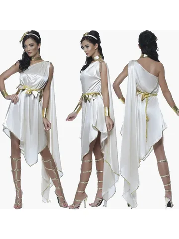 Жалаңаш әйелдердің суреттері жіберілді