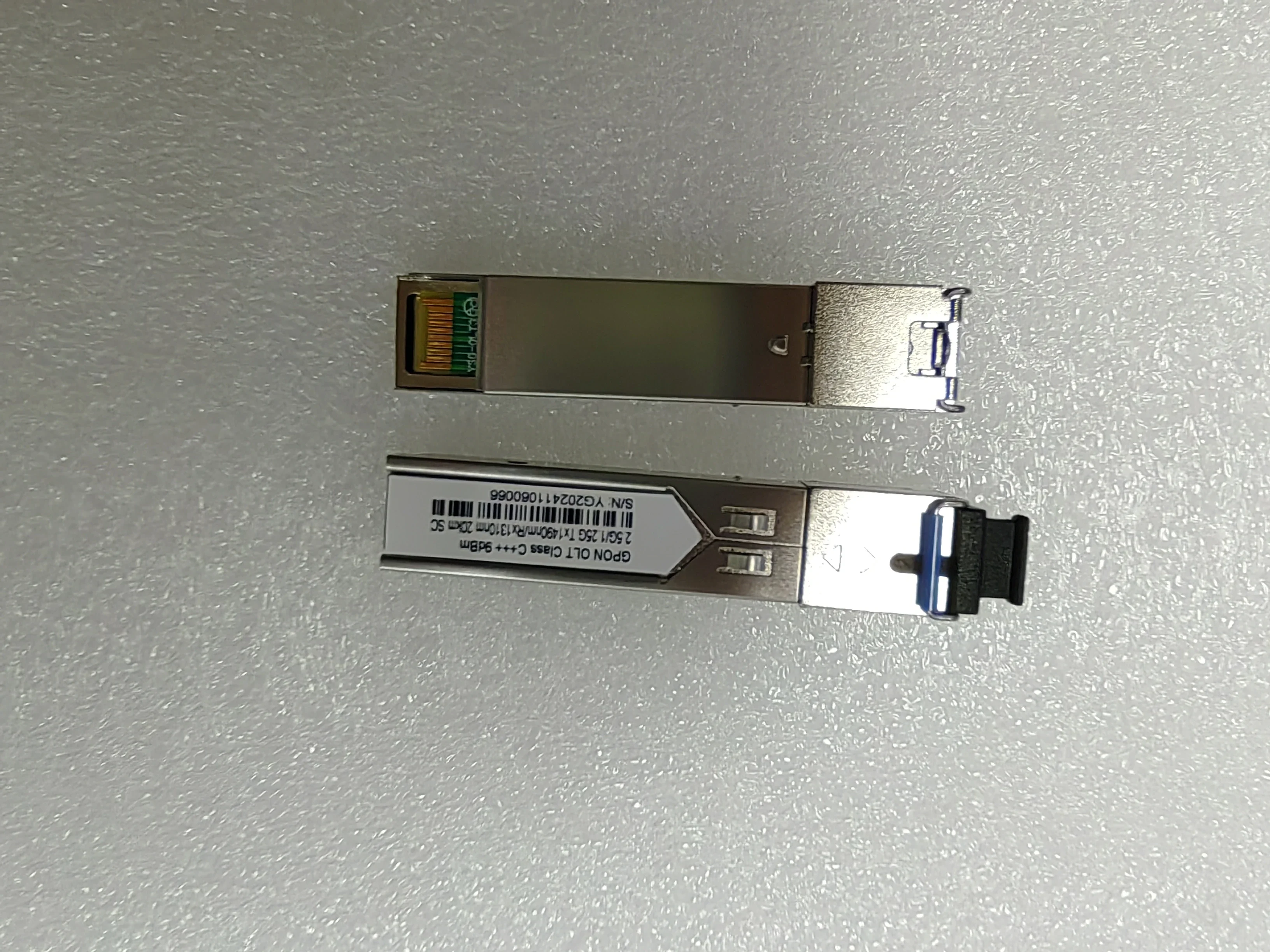Фото 1,25 Гбит/с/2,5 Гбит/с SFP C+++ 7/8/9 дБм SC UPC Оптический модуль PON 1310/1490 нм Максимальное расстояние 20 км Трансивер, с GPON OLT VSOL HIOSO №5