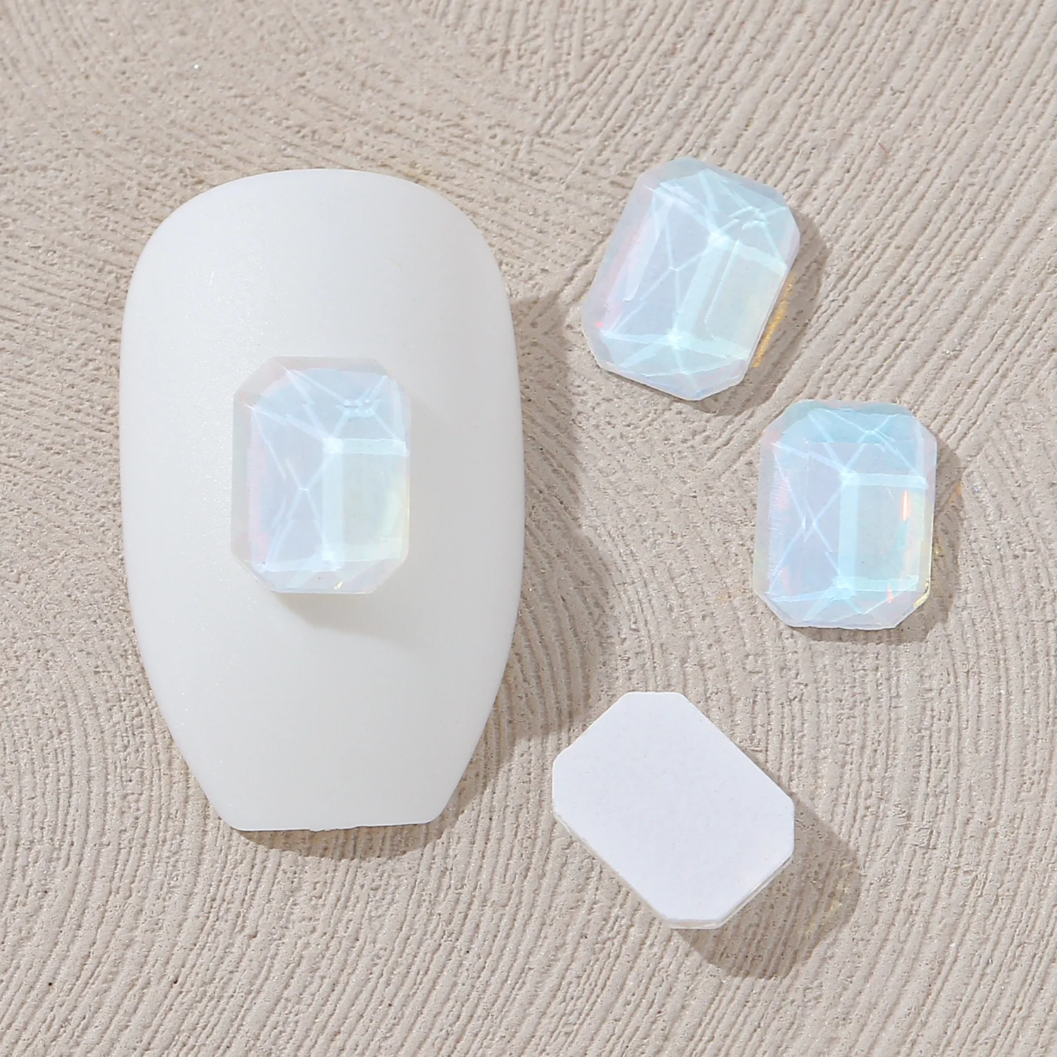 Opalescent Mokko Белая Смешанная Плоская Основа Блестящие 3D Кристаллы Украшения Для Ногтей Самоклеящиеся Стеклянные Стразы Д...