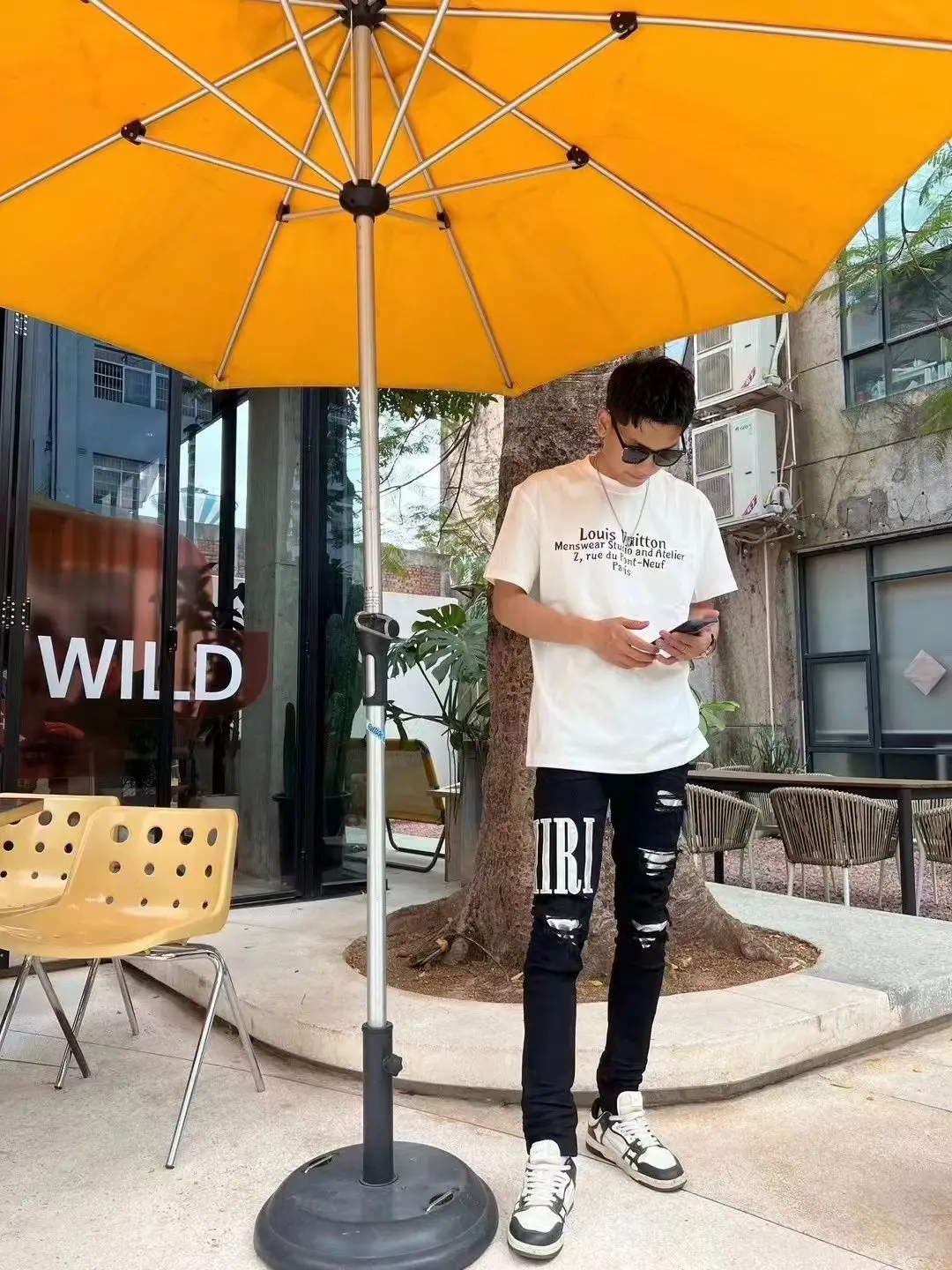 Leather Embroidered Word Art Jeans Men Hole Casual Slim Cotton Stretch Scratches Bleached Scraped Feet Pencil Pants Tight EH·MD®