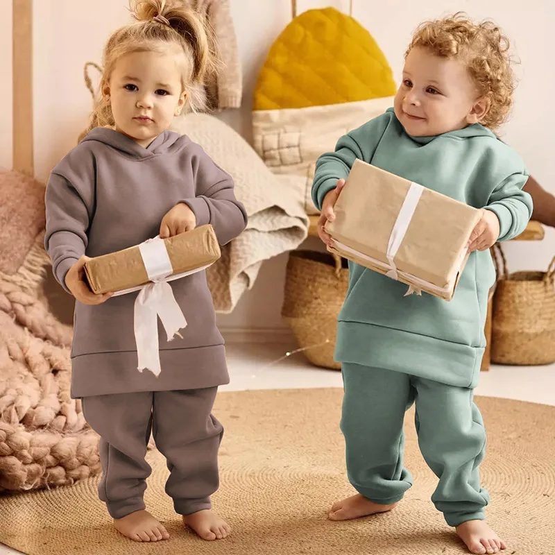 

New Thicken Autumn Winter Clothes Children Costume Set Boy Girl Baby Sport Casual Suit Kid Cotton Hooded Solid Tops + Pants 2pcs