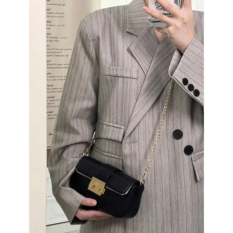 Модная женская сумка из крокодиловой кожи повседневная маленькая на плечо с