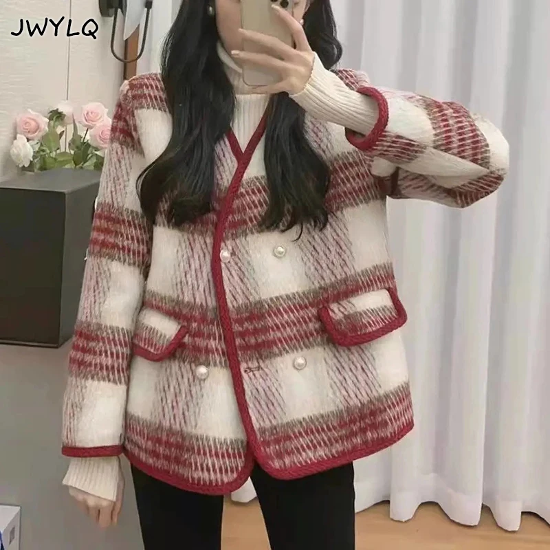 

Vintage Plaid V Neck Pearl Button Jacket Korean Double Breasted Streetwear Jackets All-match Thick Warm Long Sleeves Women Coat