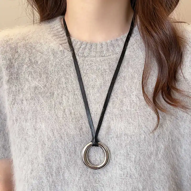 Черная кожаная веревка круглая подвеска ожерелье новая цепочка на ключицу