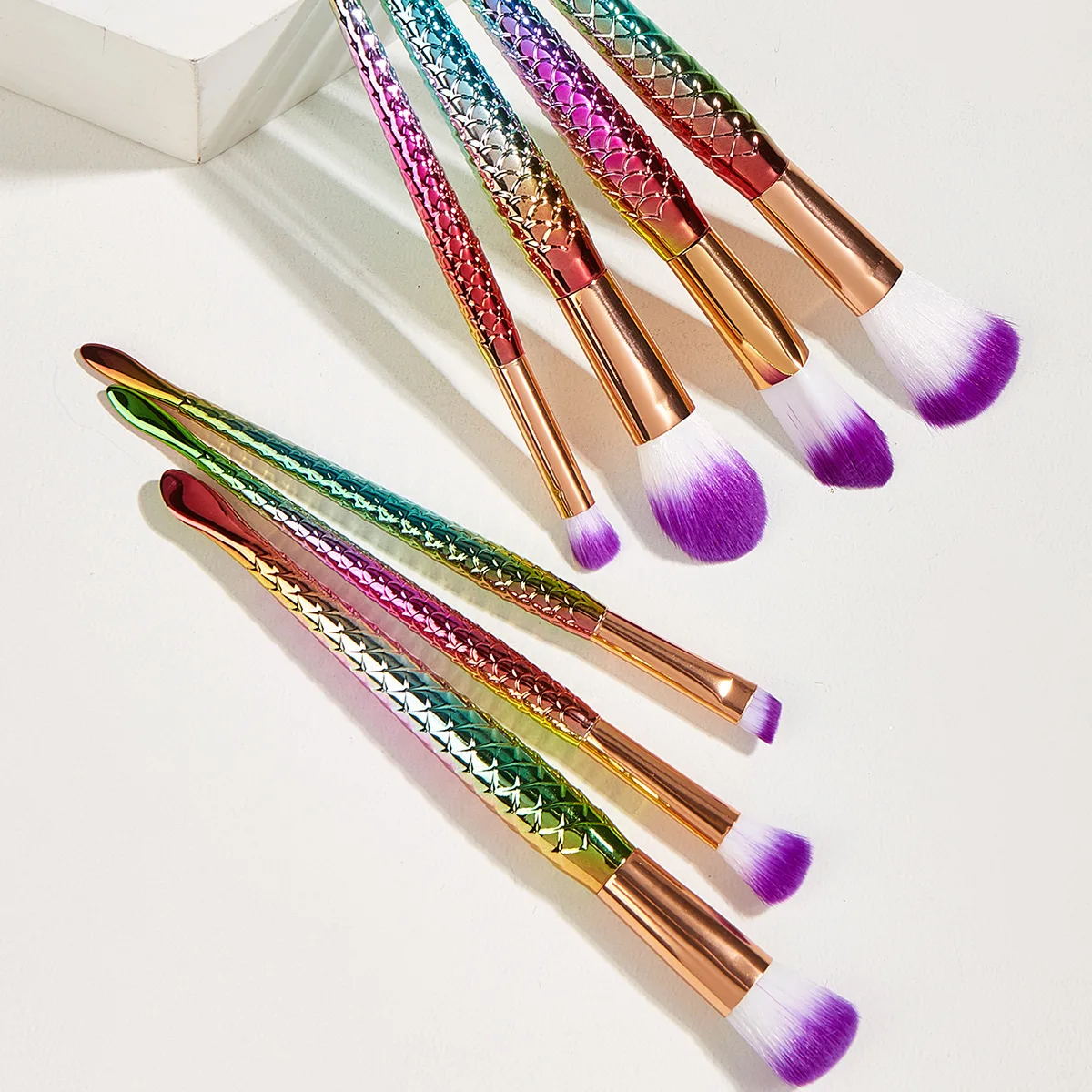 

Mermaid Makeup Brush Set Tools Powder Foundation Eyeshadow Lip Eyeliner Blush Marble Face Makeup Brushes 7pcs