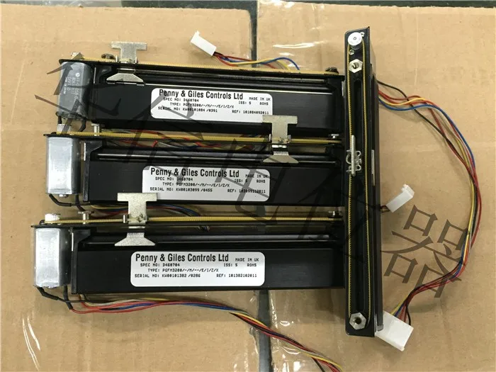 

UK Penny & Giles PGFM3200 No: D46070410k одиночный пусковой потенциометр