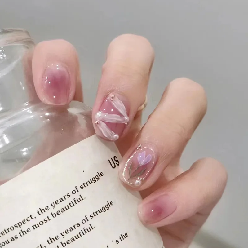 

Fake Nails Health And Safety Pregnant Women Available Temperament Ice Through Blush Cute White Tulip Flowers Maiden Gentle