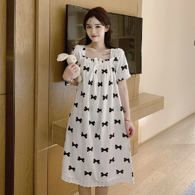 Женская летняя ночная рубашка с коротким рукавом |