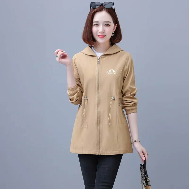 Куртка средней длины с капюшоном женская весенне-осенняя свободная утягивающая