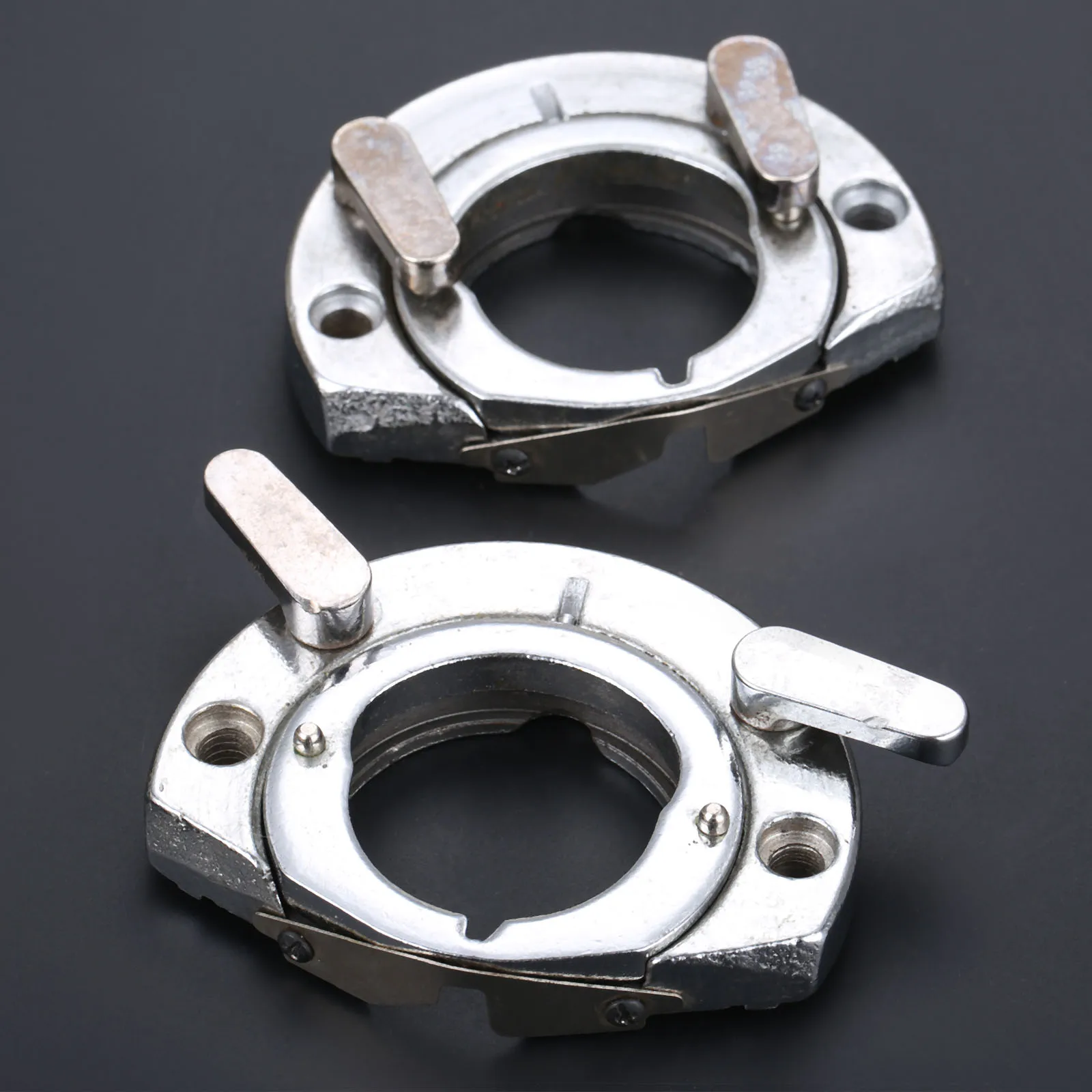 1 шт. швейная машинка в виде бабочки 76 х60 мм |