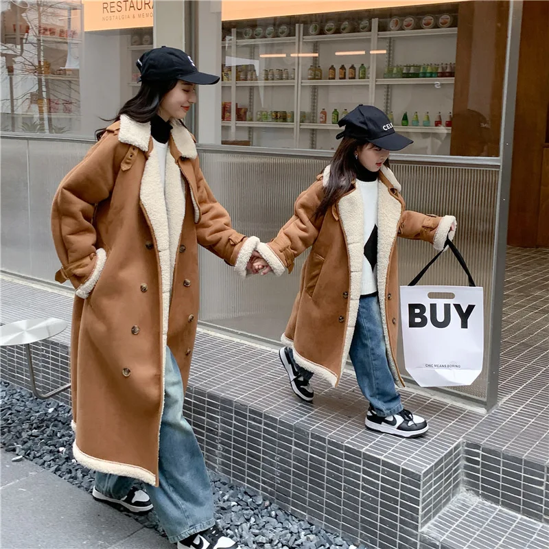 2022 Artifical Lamb and PU Leather Long Jacket for Mum and Daughter Winter Patchwork Thicke Coat for Women and Kids Girls Tops