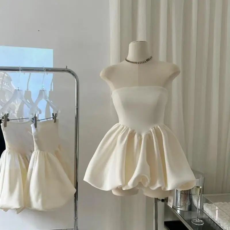 

2023 Solid Senior Short Skirts French Sexy T-shirt Spring Desire Ceiling Temperament Off-shoulder Sling Wipe Chest Mini Dresses