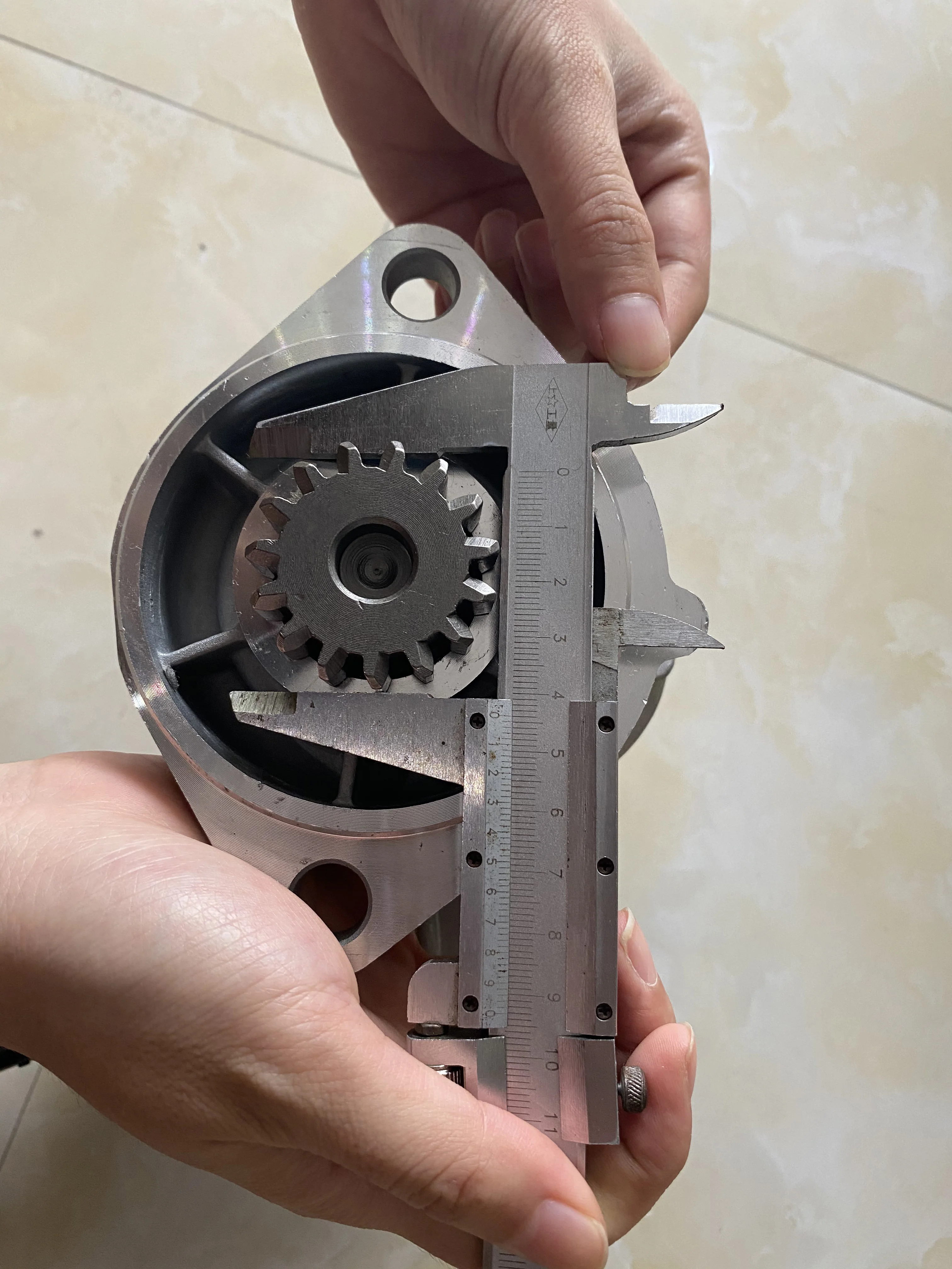 Автозапчасти стартер двигатель 4D88-ND Новая спецификация 12V 15T 2 кВт для двигателя OEM