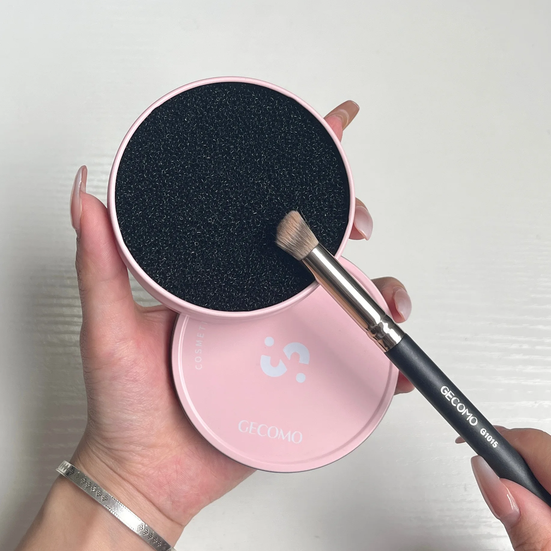 

Makeup Brush Cleaning Box Quick Cleaning Sponge Brush Dry Cleaning Box Cleaning Powder Cleaning Tools