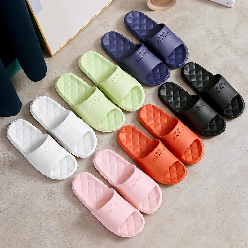 

2022 Summer Ladies Four Seasons Can Wear Indoor Bathroom Anti-Skid Sandals Pure Color Simple Texture Shoes For Men