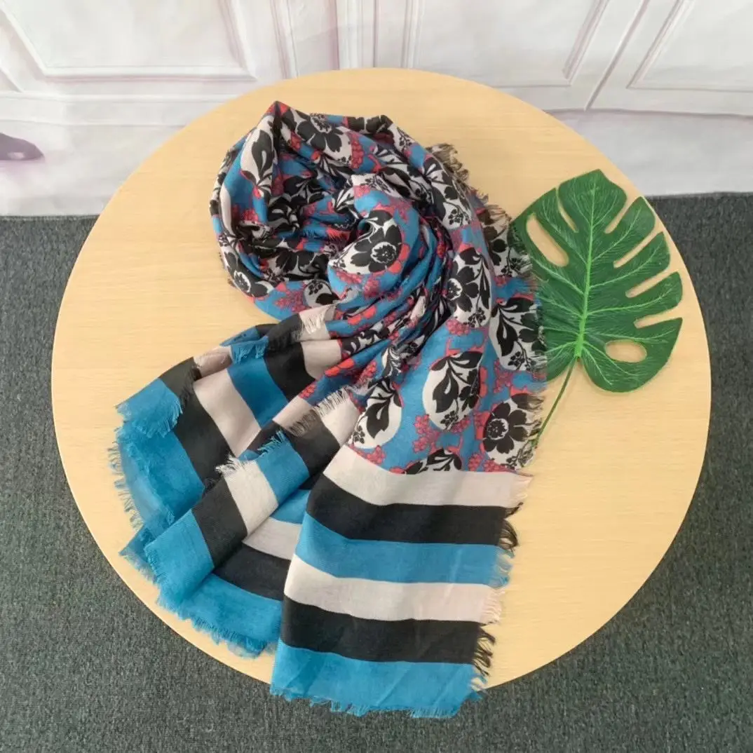 

Italian single light luxury brand fashion trend retro ethnic floral long scarf scarf shawl