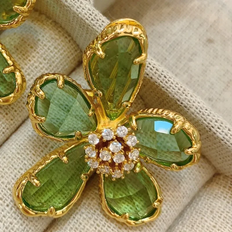 Женские серьги-гвоздики с кристаллами в Корейском стиле