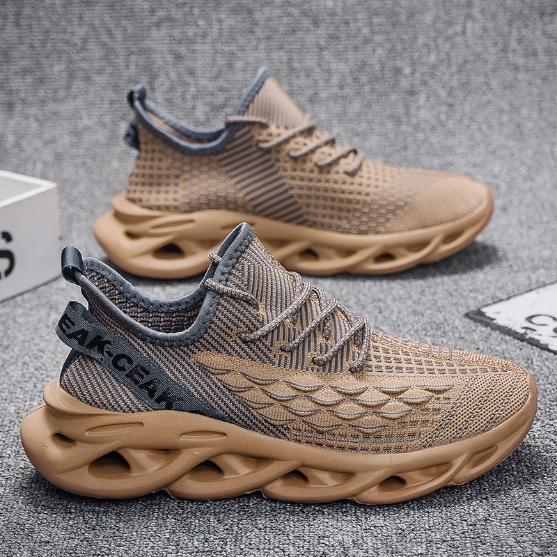 

New style changing season flying weaving ultra-light running shoes outdoor sports casual shoes comfortable training trendy shoes