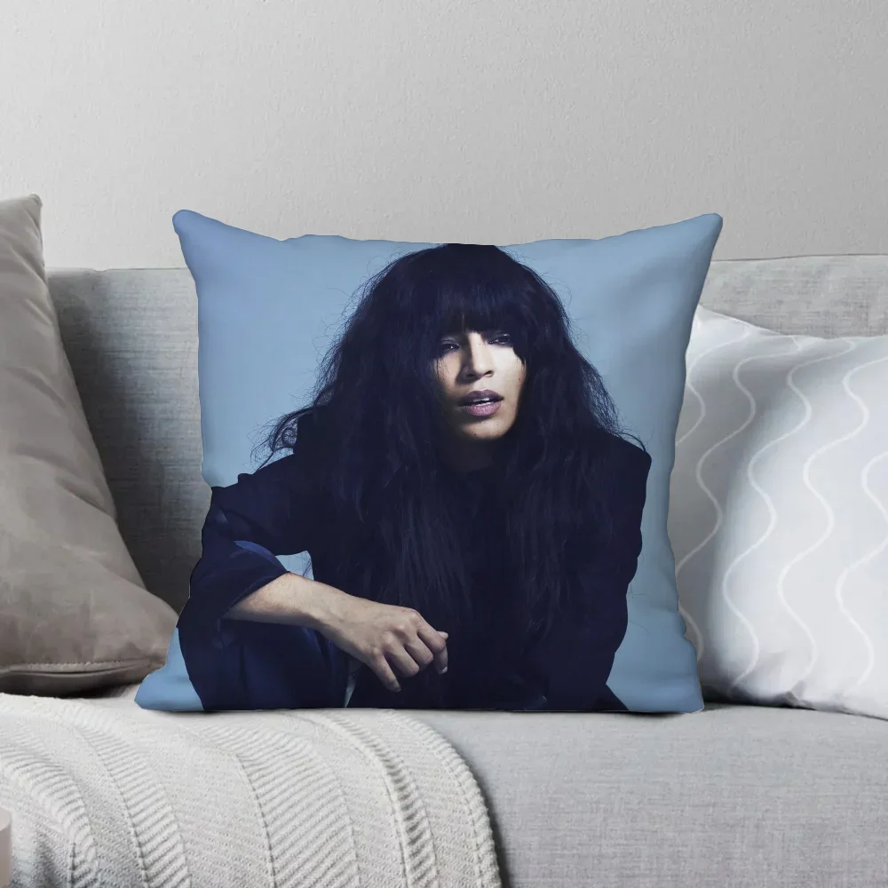 Декоративные подушки для кровати 40x40 см