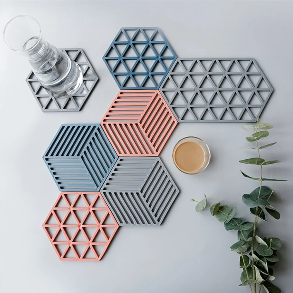 

1x Creative Silicone Coaster Hexagon Hollow Cup Mat Heat Insulated Non Slip Pad Hot Drink Holder Placemat Home Desktop Decor