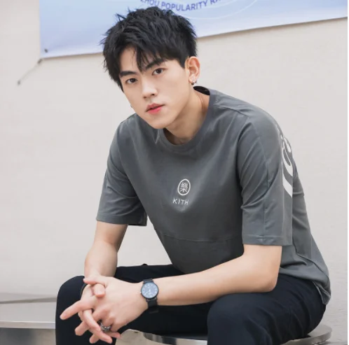

Men's fashion casual short sleeve T-shirt 1054