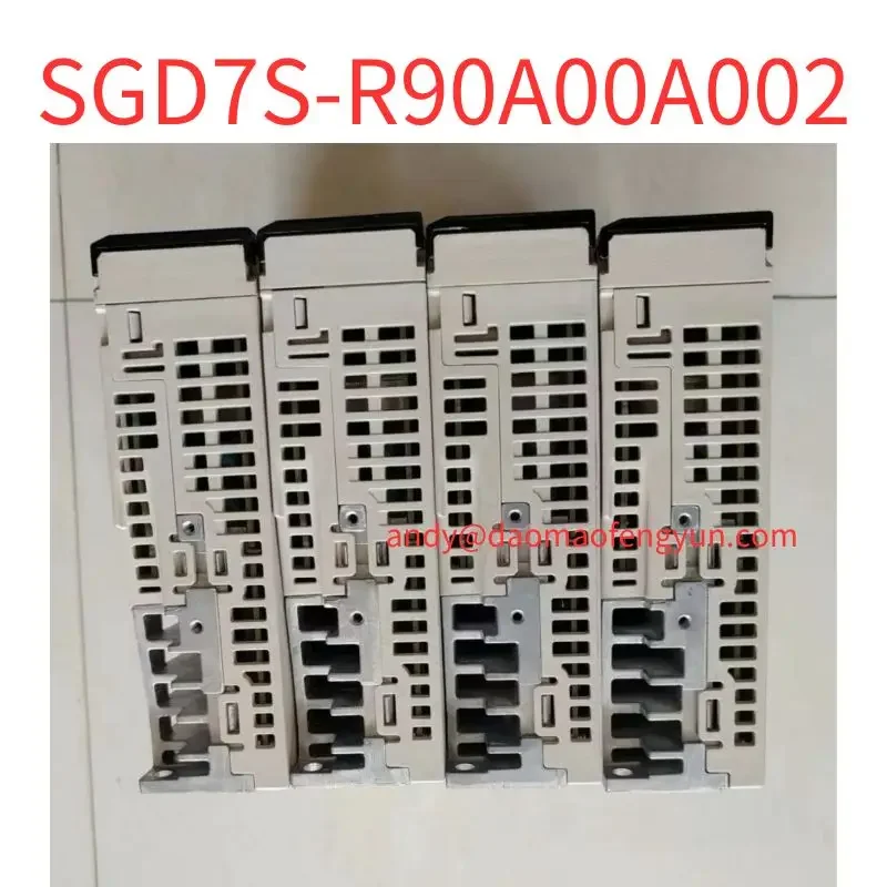 Б/у сервопривод SGD7S-R90A00A002 Тест в порядке