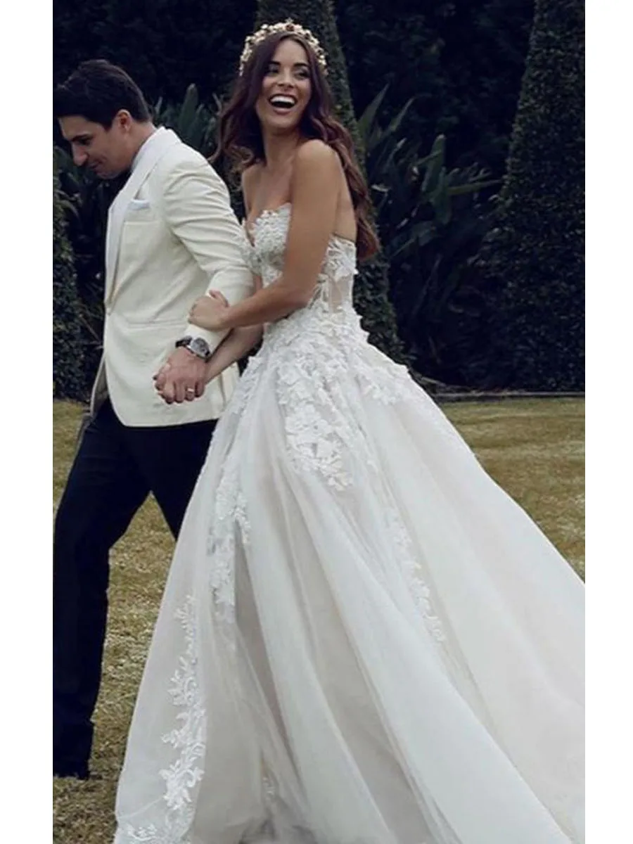 

Strapless Sweetheart Bridal Gowns Lace Tulle Court Train Ball Gown Wedding Dress with Appliques