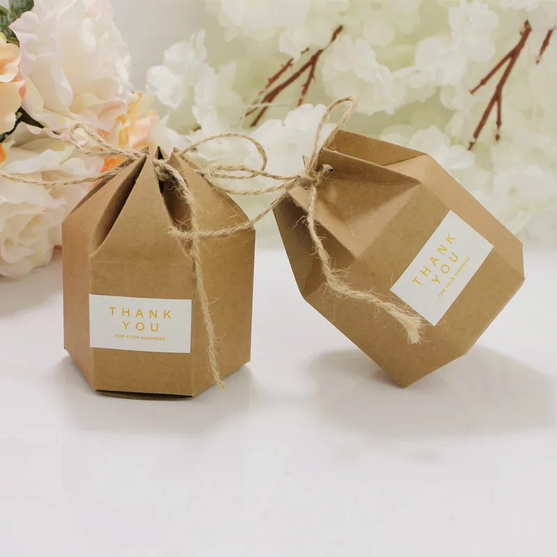 

50pcs Square Kraft Paper Candy Box With Rope Wedding Favor Lace Chocolate Box For Birthday Baby Shower Party Gift Pakcing Decor
