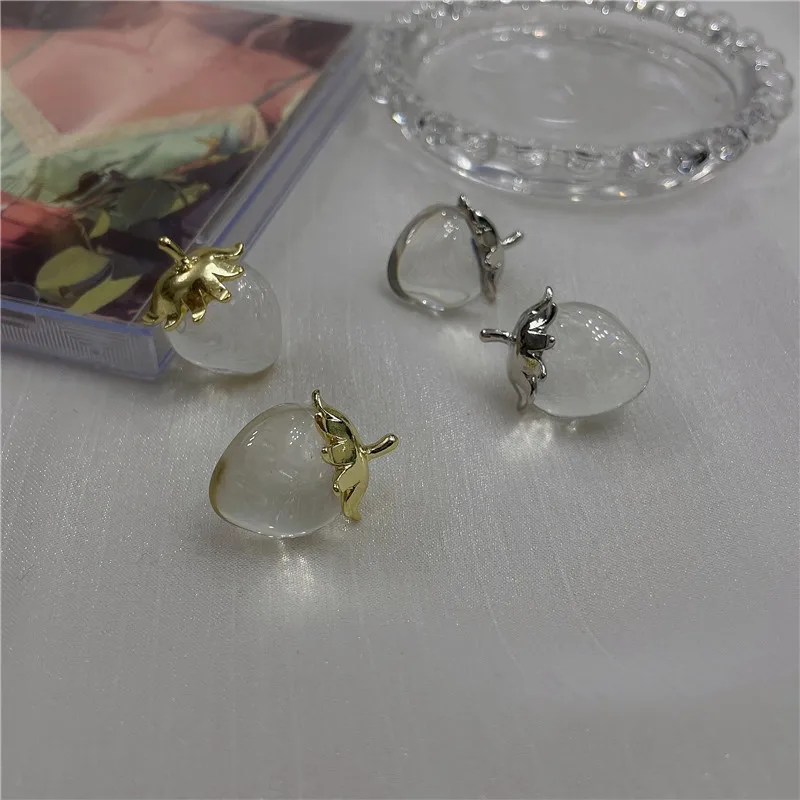 

S925 silver needle ins wind transparent strawberry earrings fashion cold wind temperament earrings net red personality