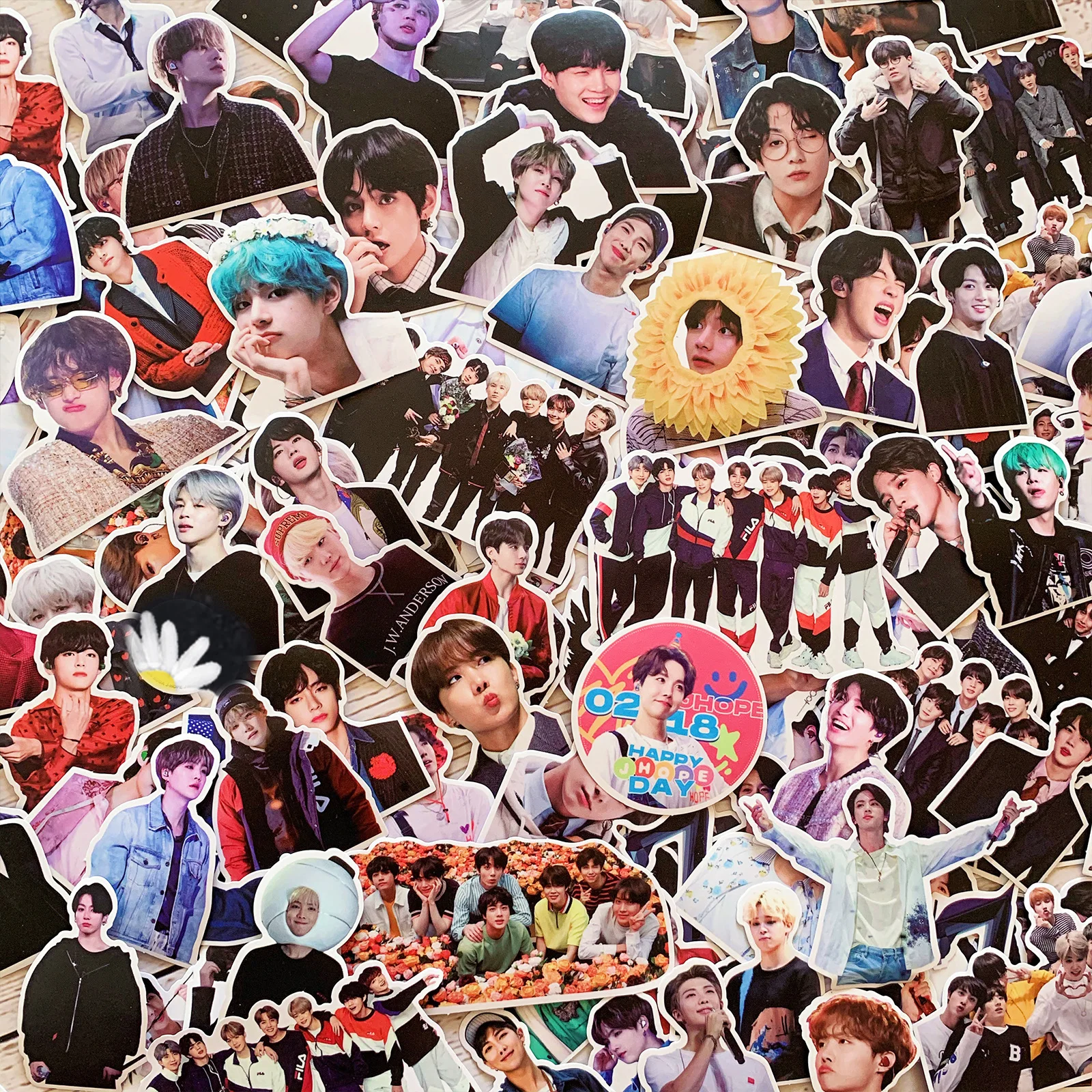 

Оптовая продажа, декоративная бумага JK V Jimin Suga J-hope Jin RM, наклейки Bangtan Boys Team для ноутбука, скейта, компьютера, холодильника
