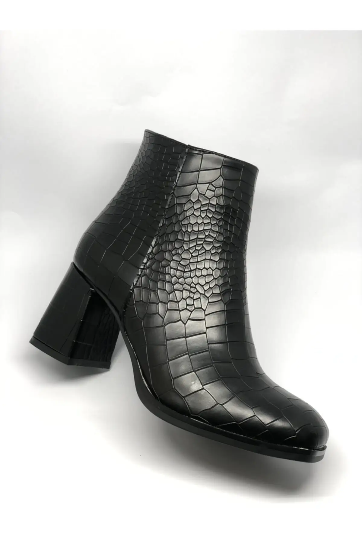 

Women's Black Boots
