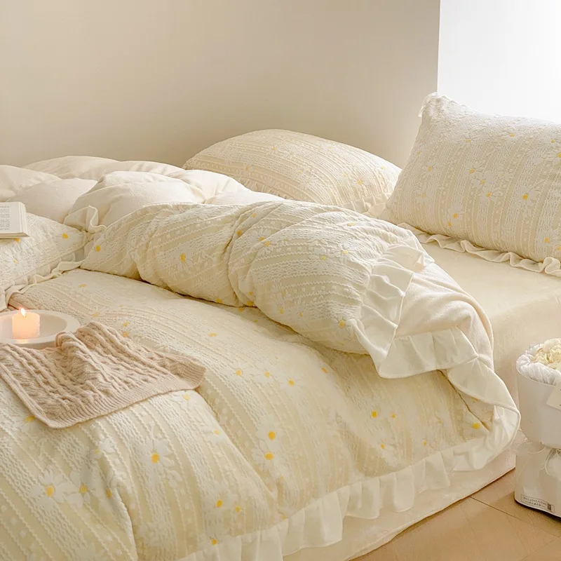 

Зимняя кровать для матери и младенца класс А набор из четырех предметов из молочного бархата кораллового бархата теплое и бархатное стеган...